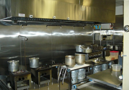 Fabulous Looking restaurant with Beer and Wine license & Full size kitchen