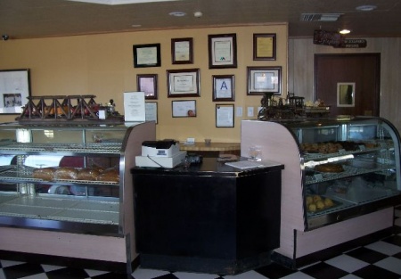 Inland Empire Cafe For Sale: Beautiful Family Cafe with Beer and Wine