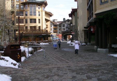 National Ice Cream Franchise in the Best Central Location