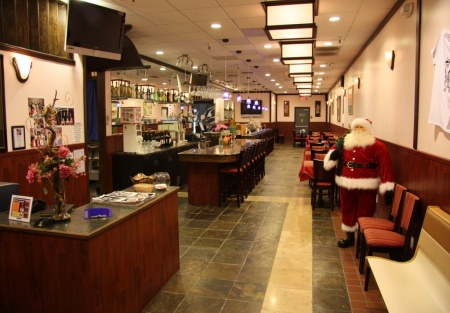 National Chain Quality Japanese Restaurant with Bar, Sushi Bar, Tappan & Dining Area