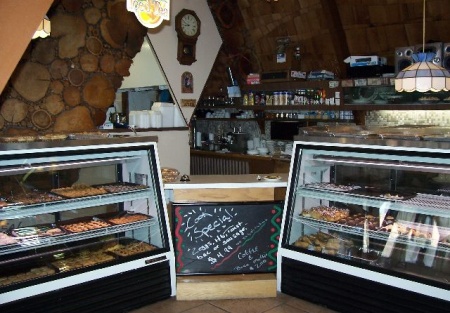 REDUCED! Family Restaurant with Bakery or YOUR Concept 