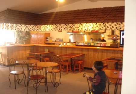 Office Complex Cafe located in the heart of Santa Clarita Valley!