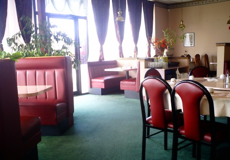 High Profit Award Winning Restaurant Located on Busy Street