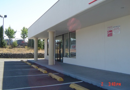 Lakewood Restaurant for Lease-Landlord Now Offering 40K for TI for restaurant Buildout