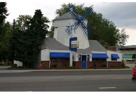 Central Washington RSteakhouse estaurant For Sale