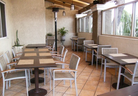 RESTAURANT Near the Beach  in Ventura For Sale           With a Full Liquor License 47