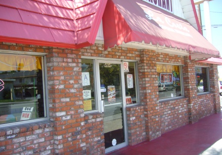 Restaurant w/Real Estate Near College!  New Concept Welcomed!