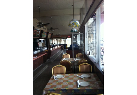 Huge stand alone restaurant, full liquor, Banquet Room w/patio areas