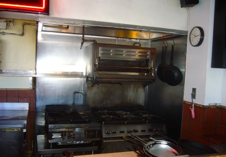 Well Established and Rare Premier Laguna Beach Restaurant For Sale