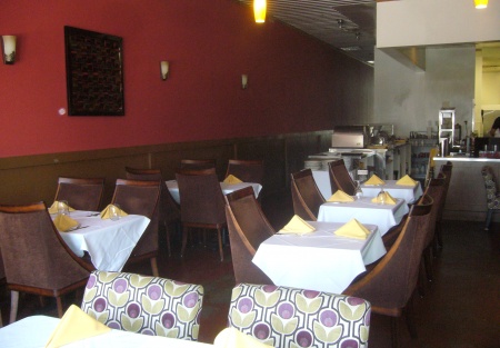 Indian Bistro Serving Delicious Food