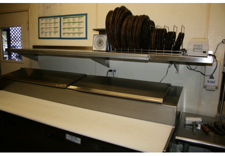 27 Years of Neighborhood Italian Cuisine Now Selling