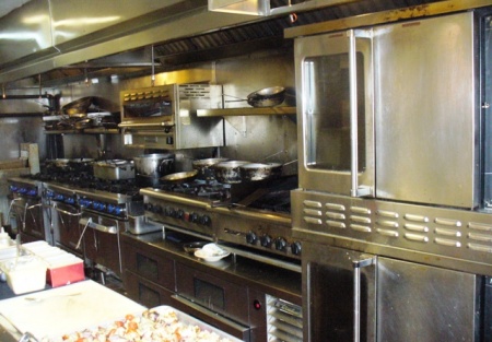 Large highly Visible Restaurant and Bistro