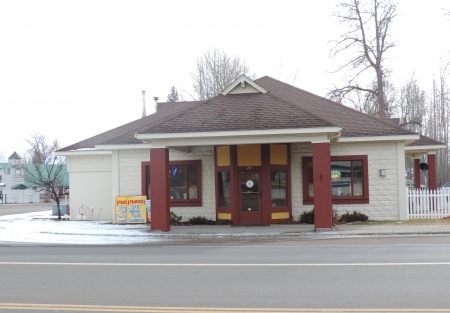 25 Year Old Pizza Franchise in Beautiful Resort Town