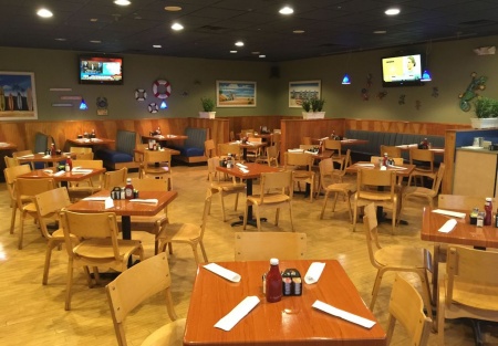 Long Time Casual Favorite with Locals and Beach Vacationers Alike