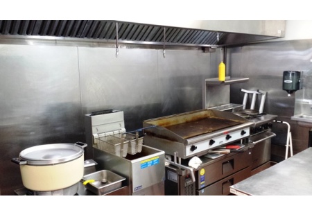 Quick serve...Busy area of Rocklin, Ca...Only 4 months New!