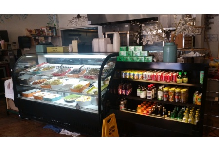 Very Trendy Cafe in the Heart of Glendale, in AAA Location !