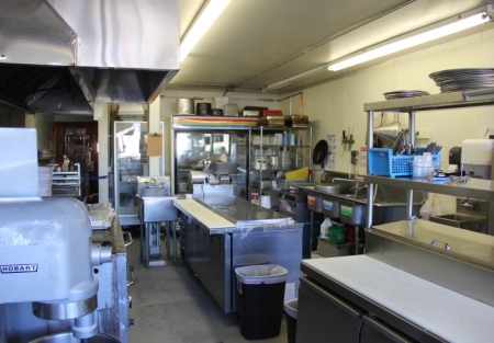 San Diego Pizza Restaurant For Sale - NET 50K plus, 1650/month  rent!