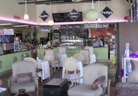 Gourmet Coffee Shop with Ice Cream, Beer and Wine Licensed.