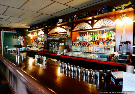 Profitable Italian - W/Bar Type 47  w/Real Estate in Hip No. Cal. Town