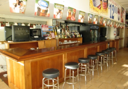 Booming Bar & Grill in Historic Town with Type 47 Hard Liquor License