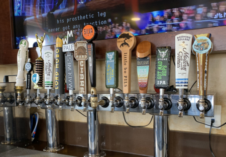 Corner location Bistro - Pizza Potential - Large Patio