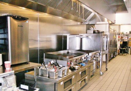 Beach and Marina Area Nearly New Restaurant For Sale