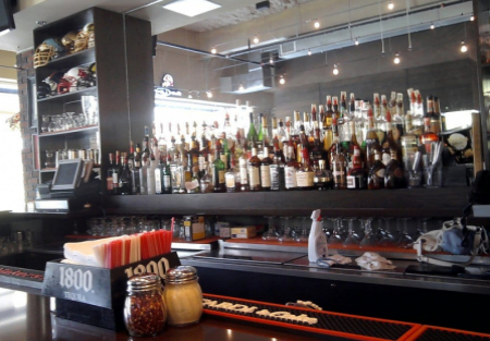 Cash Cow - Pizza Biz w/60 Year History - Full Liquor - Amazing Product