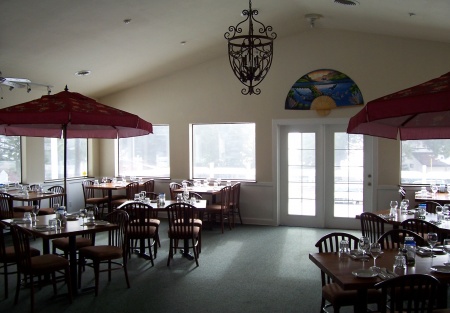 Beautiful Turn-key Restaurant in Stunning Resort Community