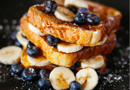 Iconic Seattle Restaurant – 30 Year History - Turnkey - Great Reviews!