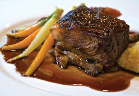 Classic American Food - Great Bar - Downtown Sacramento