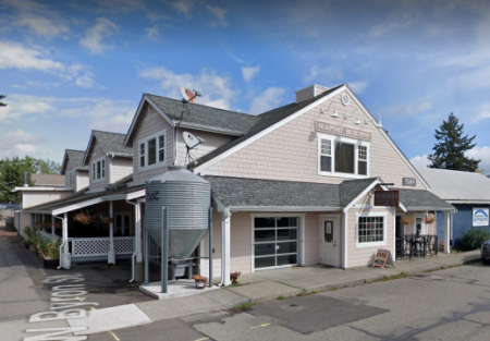 Turnkey Seaport Building With Restaurant, Bar, & Brewery