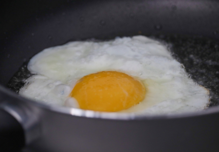 Popular Breakfast & Lunch Restaurant near Yosemite Low Rent