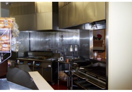 Prime Location Quick Service Restaurant  Includes Real Estate