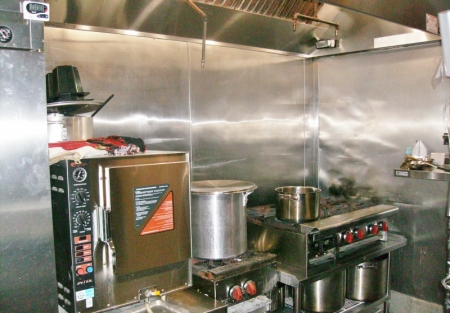 TURN-KEY RESTAURANT FOR SALE in High Traffic Area