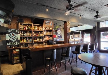 Turnkey Pub / Tavern