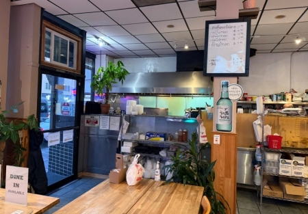 Established Thai restaurant for sale in SF Tenderloin district