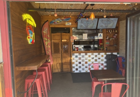 Ocean Beach Mexican Food -huge foot and vehicle traffic-Steps to SAND!