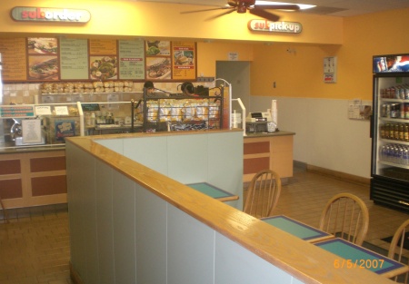 Sandwich Concept; Turn key restaurant in high traffic area of Mission Gorge; Huge day time and residential opportunties