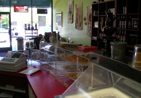 Fabulous Location, Good Size Coffee House & Deli