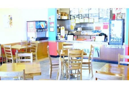Popular Franchise Restaurant in the heart of Sacramento%27s Shopping Area