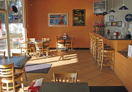 Wow! Beautiful and Busy Taqueria in Busy Modesto Shopping Center - MUST SEE!